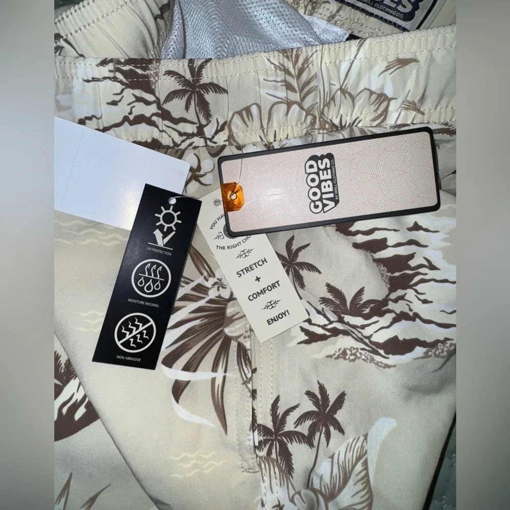 Good Vibes Beige/Brown 3 way stretch tropical swim Shorts. Size M. NWT
